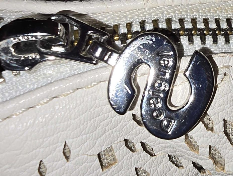 Desigual оригинална дамска чанта със забележка