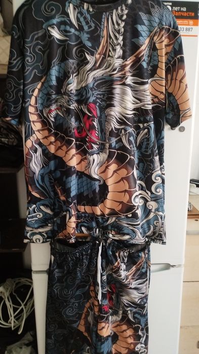 Продам футболки шорты