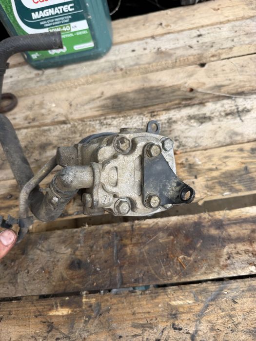 Оригинална хидравлична помпа Land Rover Range Rover Vogue L322 4.4 TDV8 BH42-3A696-BA