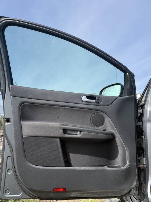 Porira stanga fata golf 5 plus