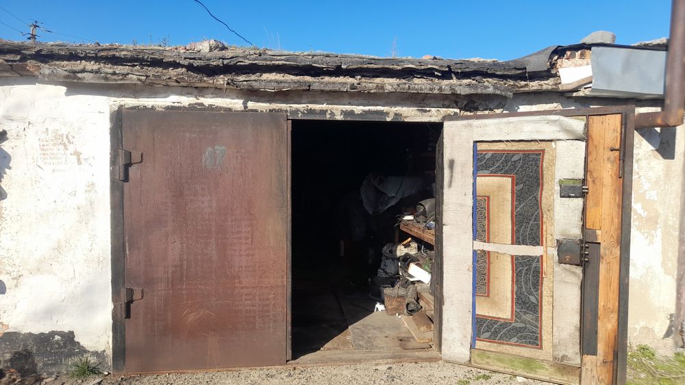 Продаю 2 гаража 12 м