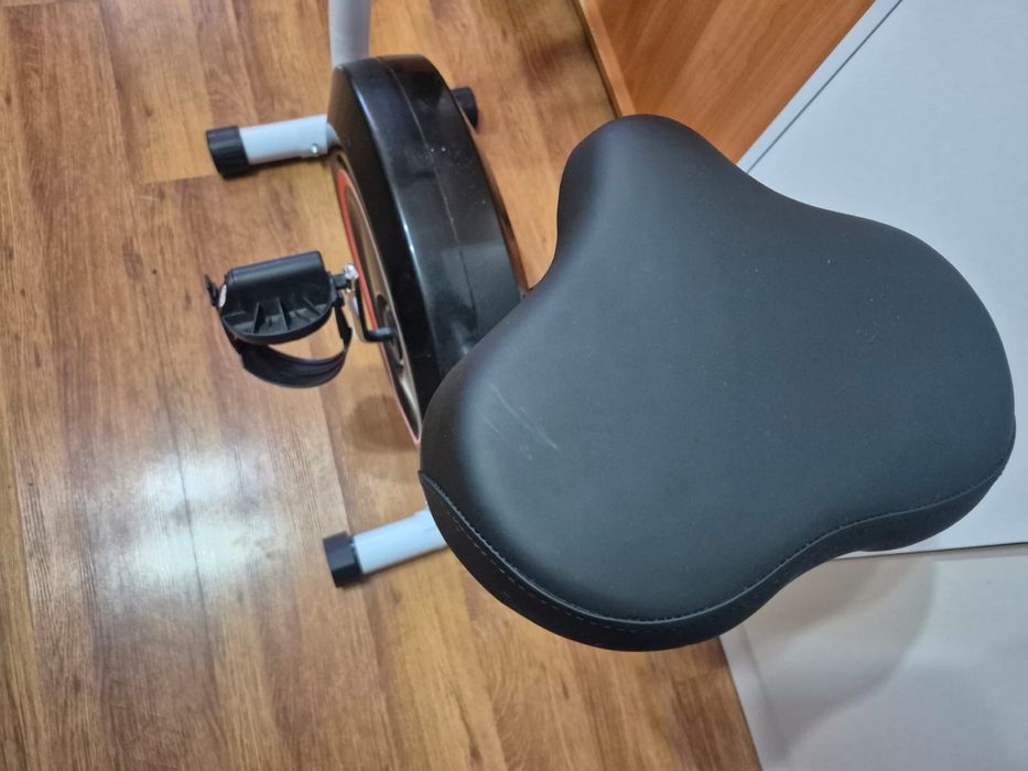 Велотренажер новый