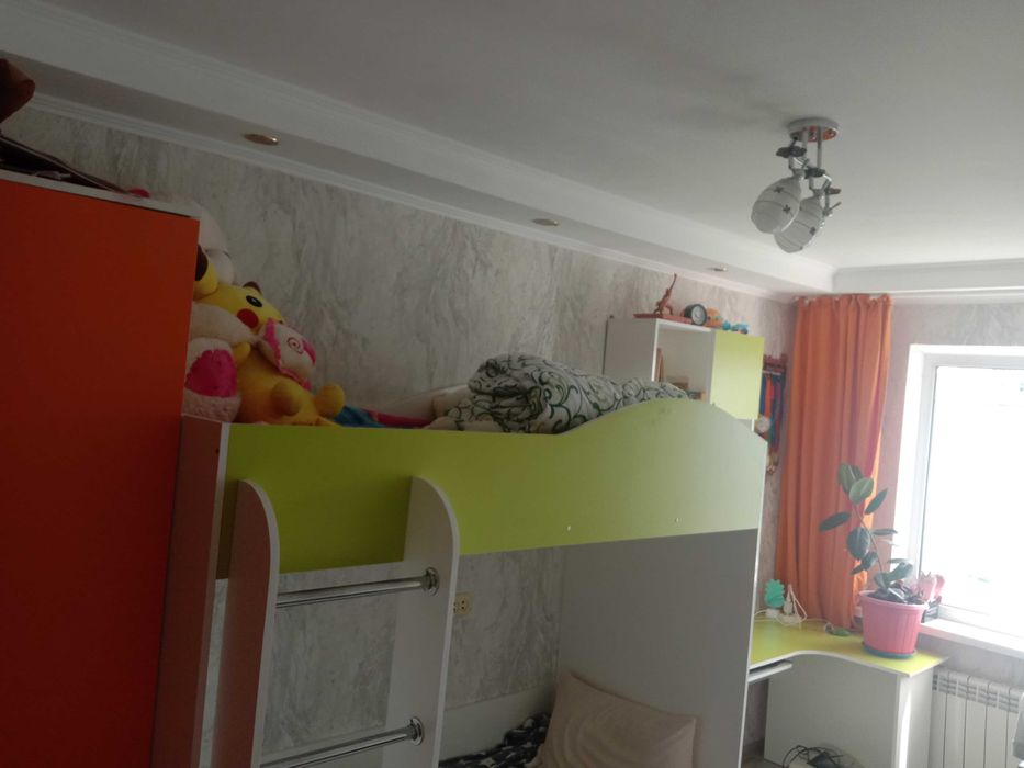 Продам детскую стенку