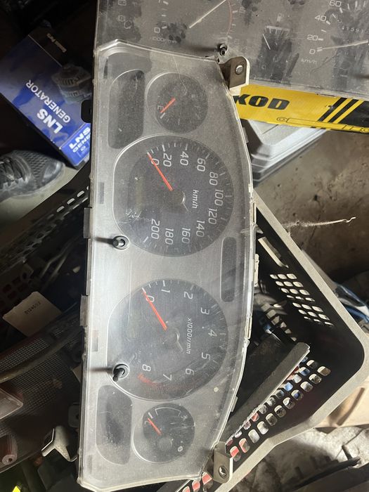 Запчасти ниссан нп 300