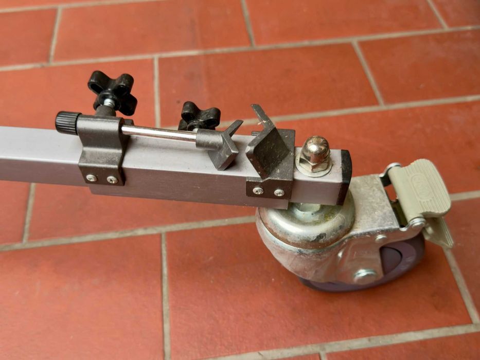 Suport mobil trepied Dolly