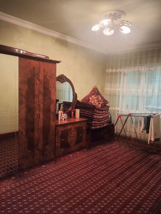 Продается квартира на массиве кара-камыш 1/4