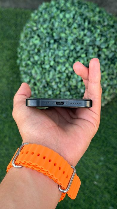 Iphone 16 pro, Black Titanium, 256 gb, PITAKA ORIGINAL CHEXOL BONUS