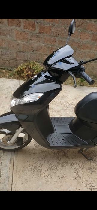 Vănd Peugeot kisbee 2016