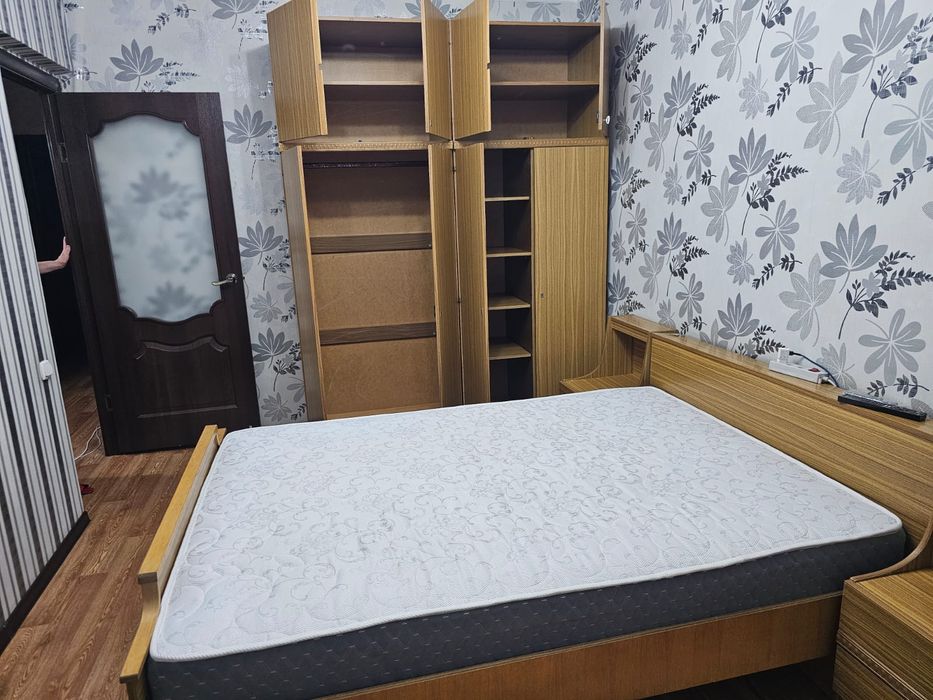 Продам спальный гарнитур в комплете