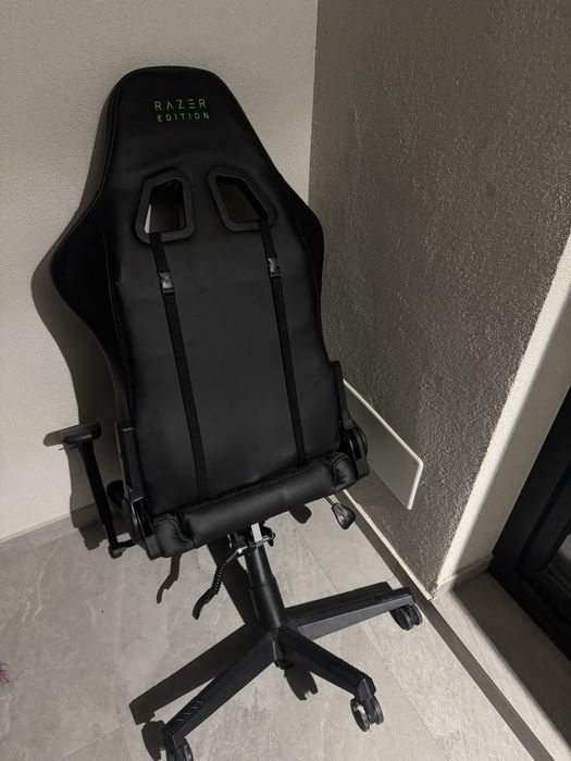 Scaun razer edition defect