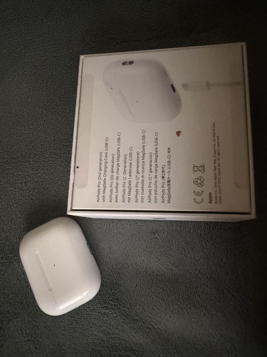 AirPods Pro (2nd generation)