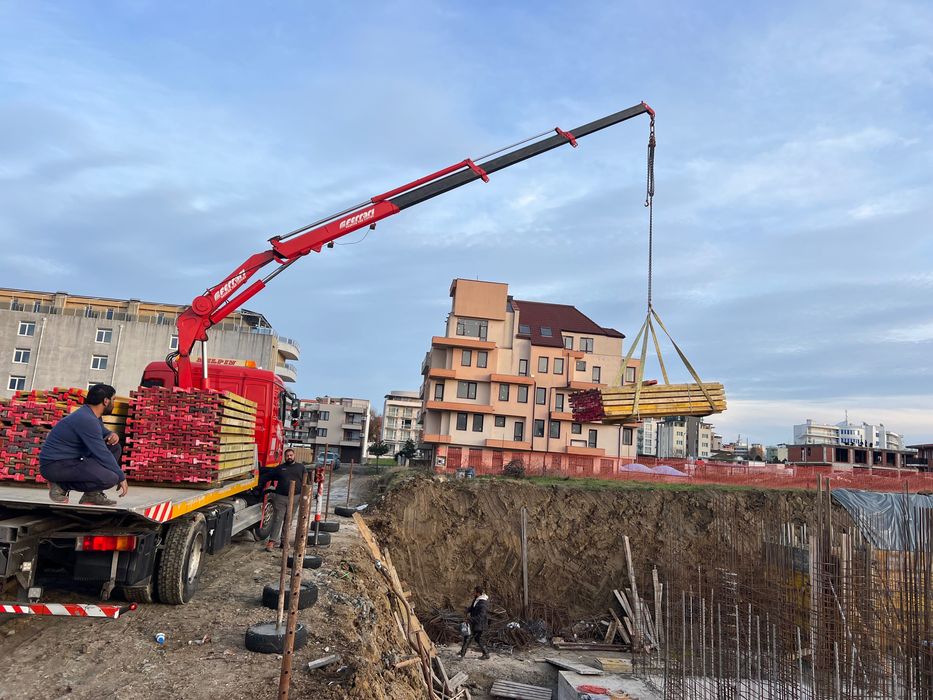 Транспортни услуги с камион с кран