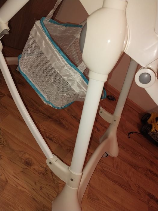 Продам стул для кормления