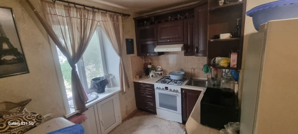 Продам 4х комната