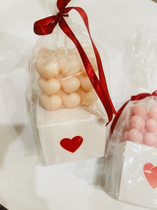 Ароматни свещи сърце, мече, букети, рози и др. Различни видове и р-ри