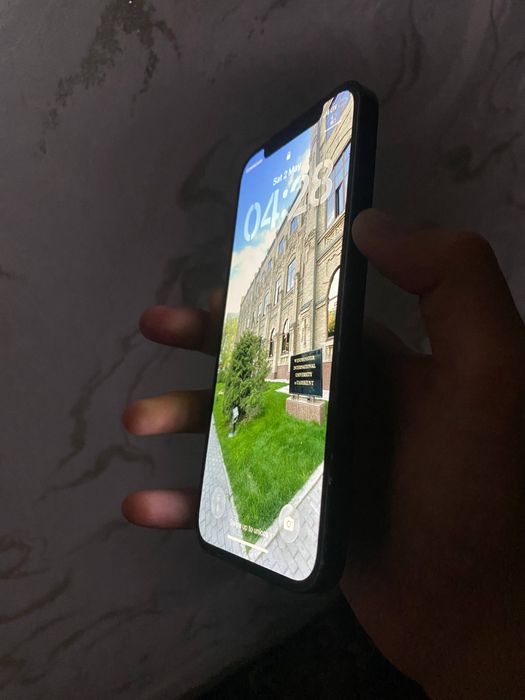 Iphone 12  ideal