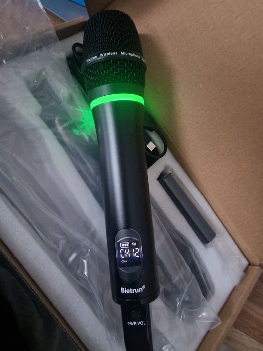 Микрофони-чисто нови