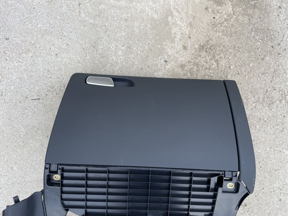 Torpedou / cutie acte Audi A4 A5 b8 europa negru