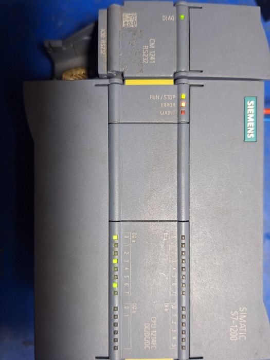 PLC Siemens S7-1200
Verificat și testat
Mai multe detalii telefonic