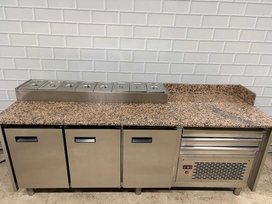 Banc frigorific Pizza/Patiserie NOVAMETA (2019) – Blat Granit, 3 uși, 217cm