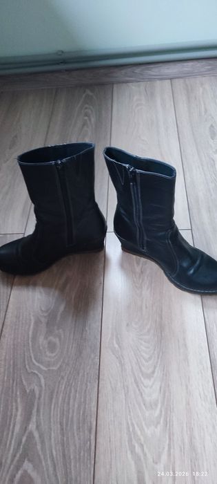 Дамски боти на платформа