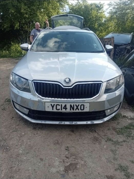 Faruri halogen skoda octavia 3 2015