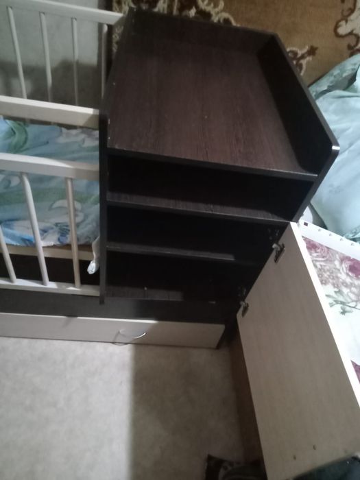 Продам детскую кроватку