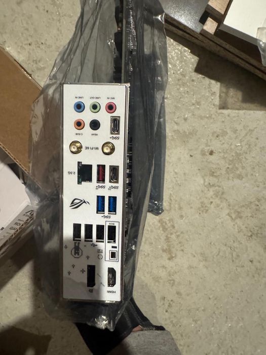 Placă de bază ASUS ROG Strix B760-G