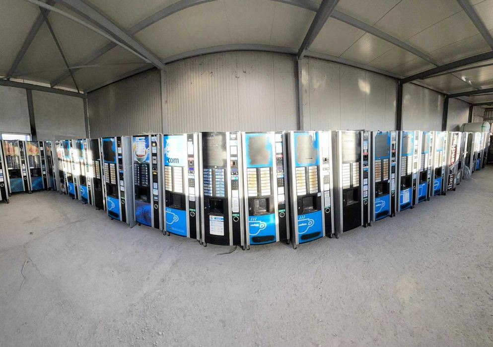 Вендинг автомат Астро - оригинално - Италия - 1300/1500лв.