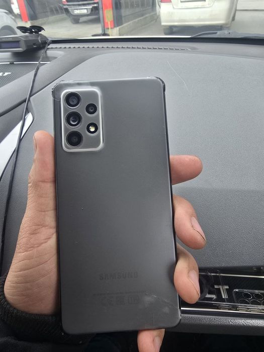 Samsung galaxy A52 8/256 idialniy