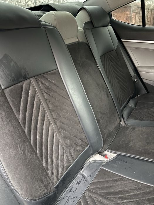 Продам автомобиль Hyundai Elantra