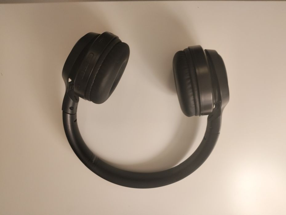 Продавам слушалки