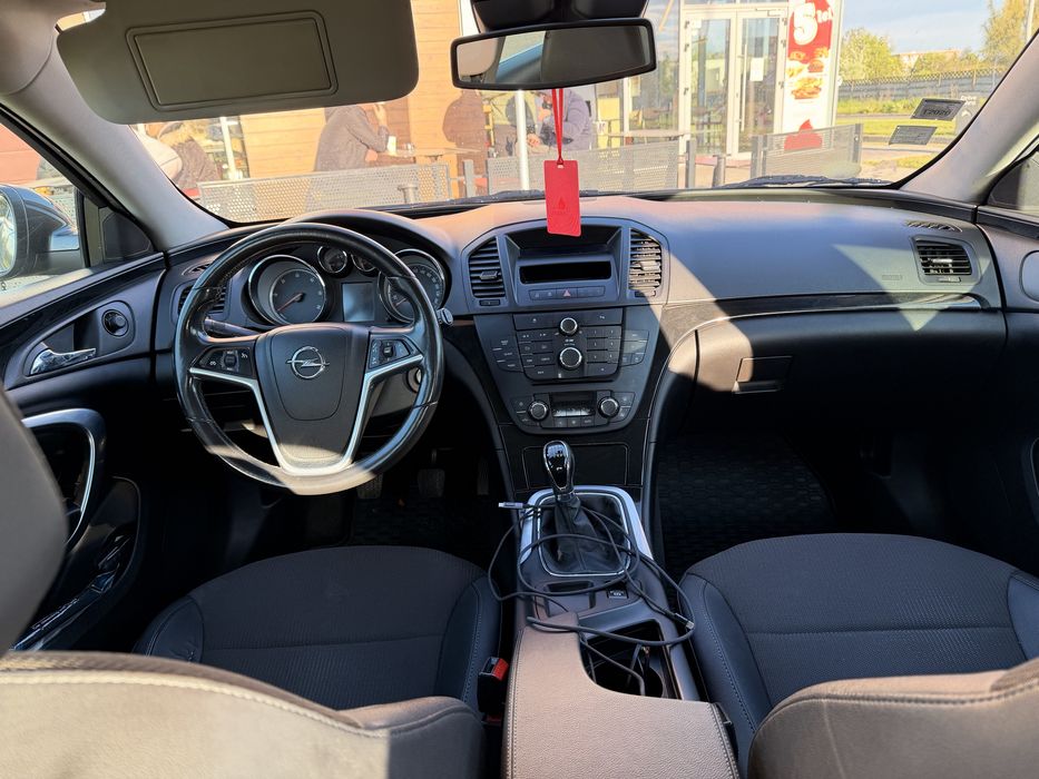 Opel Insignia 2.0 2010- 131cp