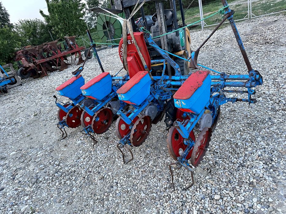 Piese semanatoare fertilizare , patine , microgranulatie . Monosem