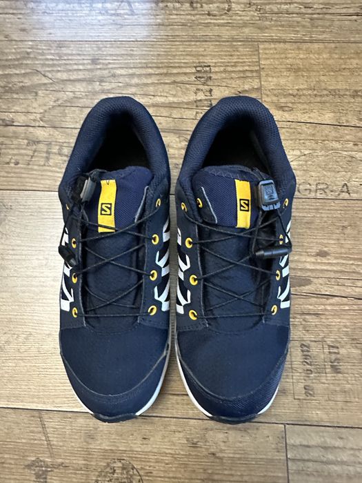 SALOMON XA ELEVATE CSWP JR-marime 35, foarte usori (225 g) si practici