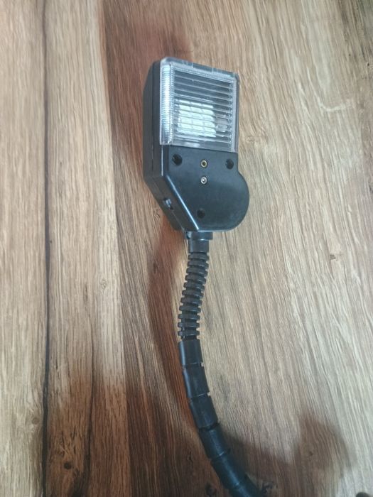 Lampa led bricheta ,șufă tractare ,pompa spălător parbriz