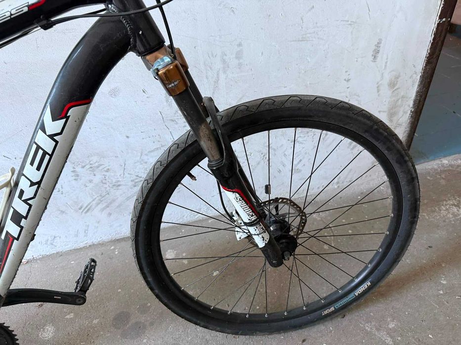 Bicicleta MBT Trek 4300 Disc