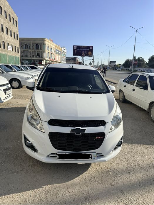 Spark vikup beriladi