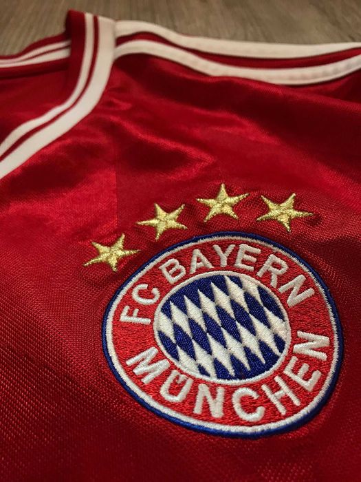 Оригинална тениска на Bayern Munich размер М
VfB Stutt