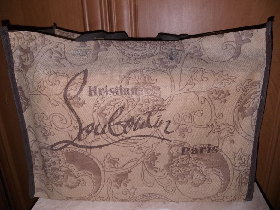 Продам красные лаковые туфли...