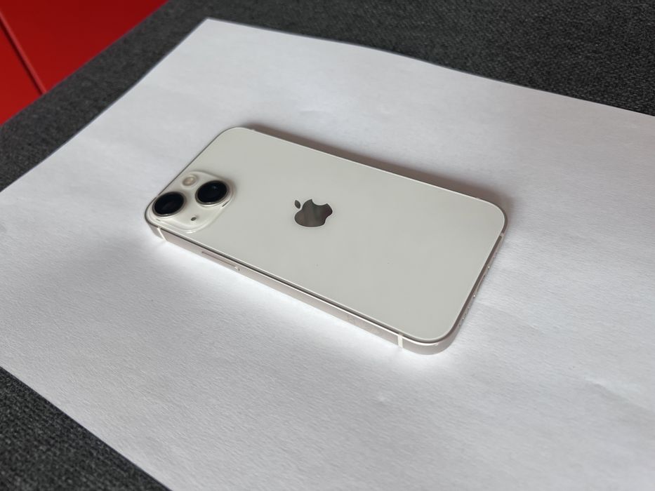 Carcasa iPhone 13 white  Originala 250 lei