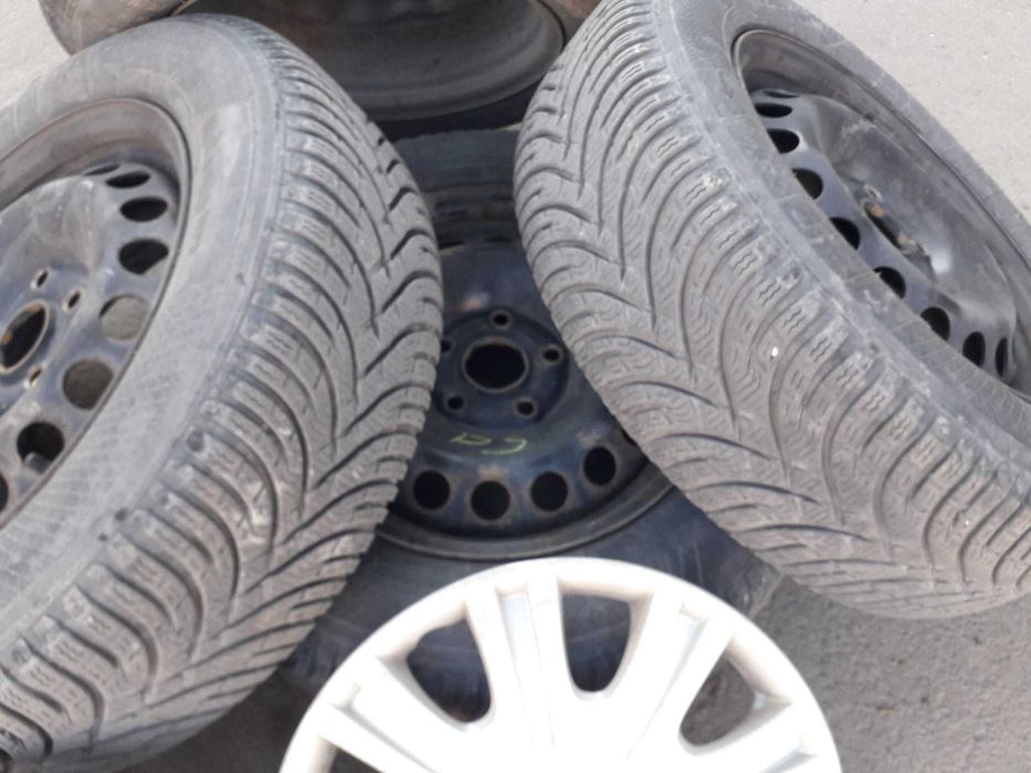 Set 4 roti iarna complete Anvelopa+Janta+Capac 195/65/R15