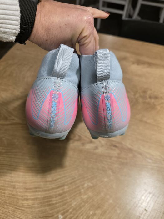 Бутонки Nike, номер 38