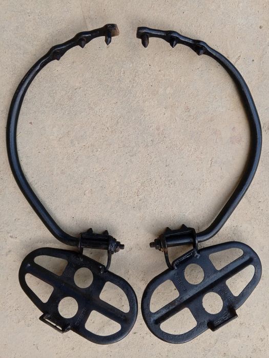 Продается кокти дерево и бетон