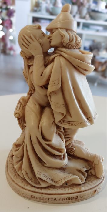 Колекционерска фигура Ромео и Жулиета