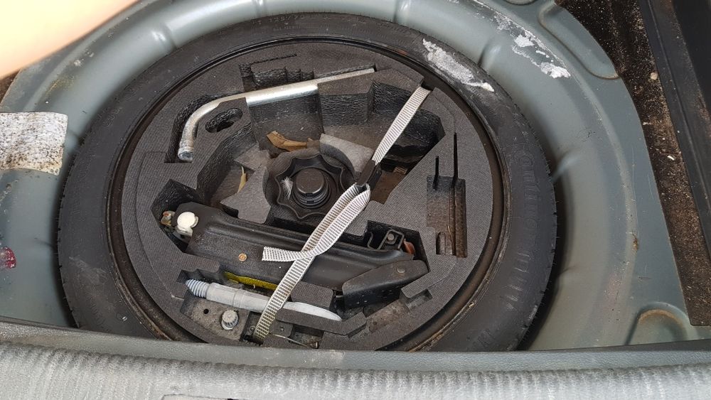 Фолксваген Голф Плюс на части