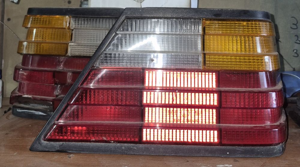 Продам доки  Мерс124