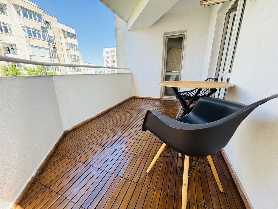 Inchiriez apartament calea calarasilor 120 mp