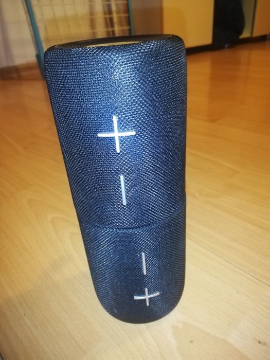 Vând boxe Bluetooth urgent
