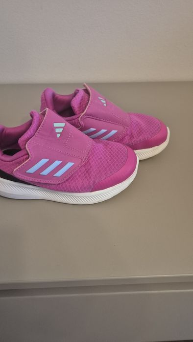 Adidasi Adidas fetite